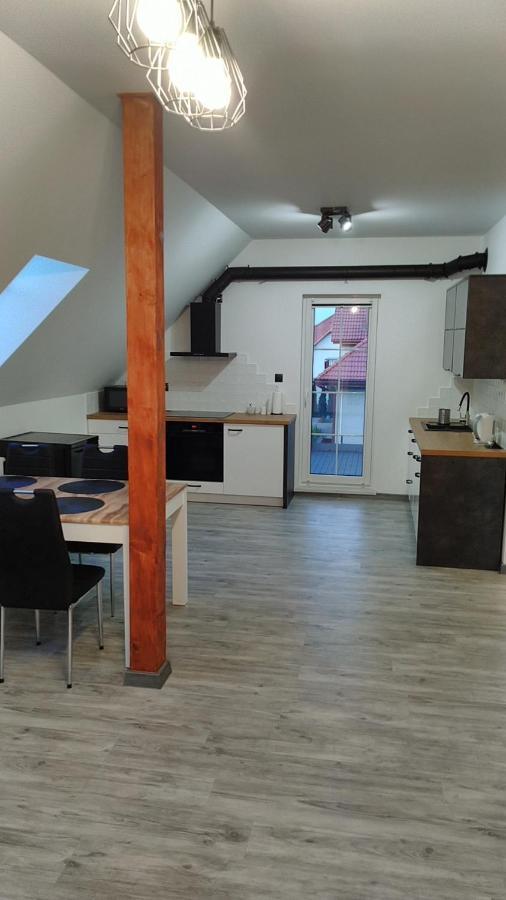 Apartamenty Wakacyjne Slesin  ภายนอก รูปภาพ