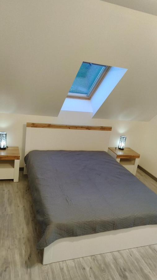 Apartamenty Wakacyjne Slesin  ภายนอก รูปภาพ